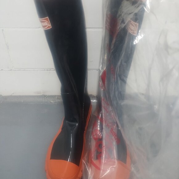 Boss rubber steele shank boots 10 & med Boss high vis jacket main image 8